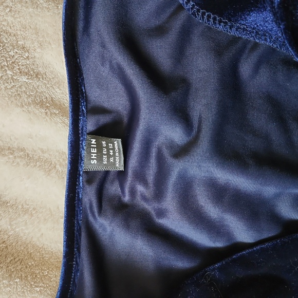 Top - Picture 4 of 4